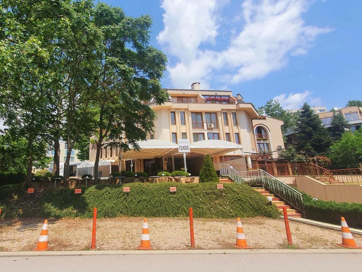Family Hotel Classic Varna Bagian luar foto