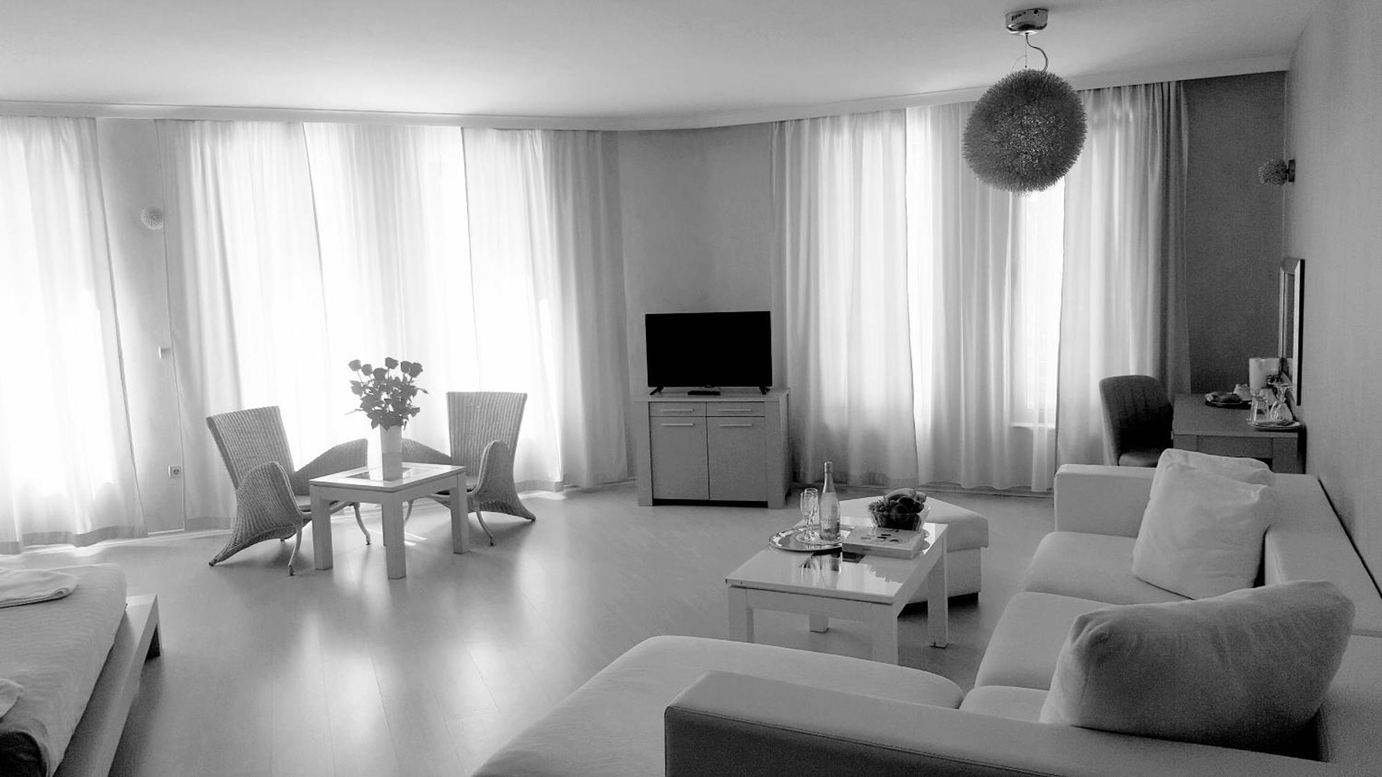 Family Hotel Classic Varna Ruang foto